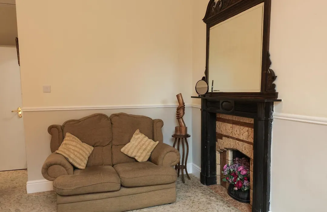 Harveys Guest House-1